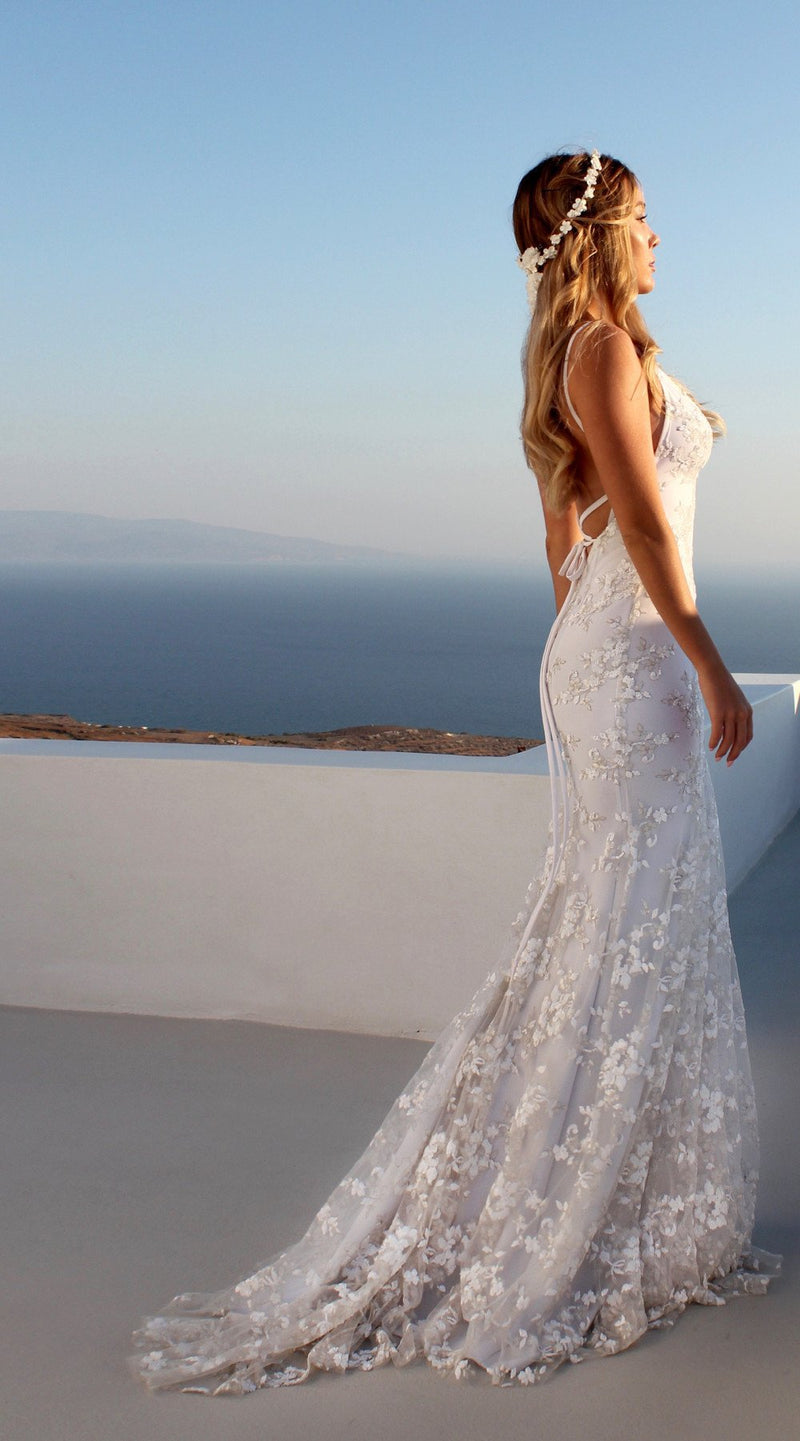 Spaghetti Strap V Neck Chiffon Lace Wedding Maxi Dress