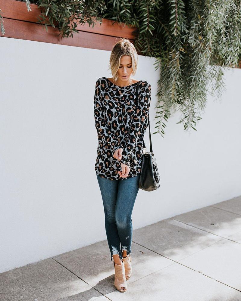 Leopard Printed Long Sleeves Backless T-shirt Top