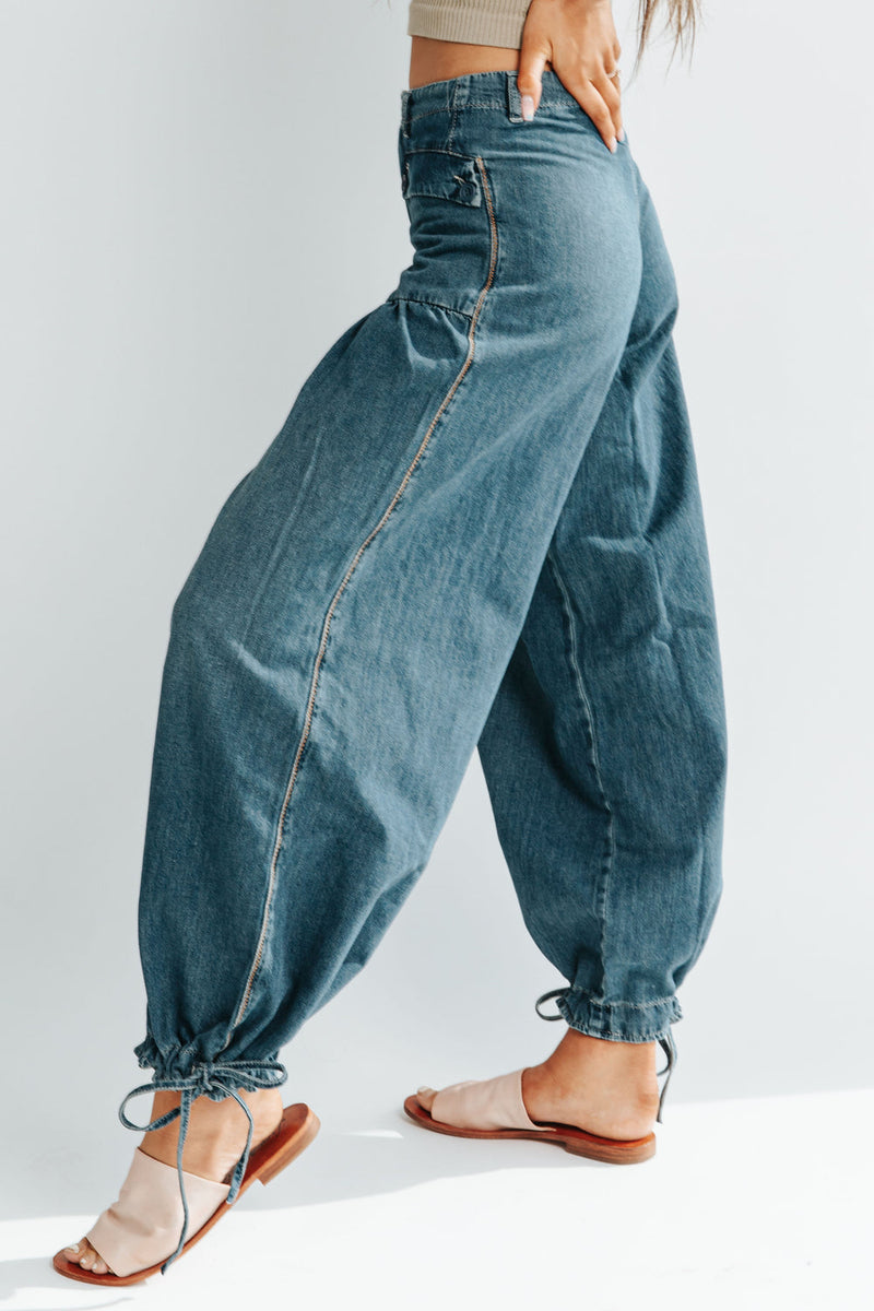 Pockets Drawstring Balloon Jeans