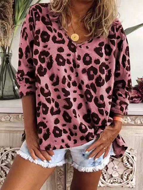 Leopard Print Loose V-neck Long Sleeved Top