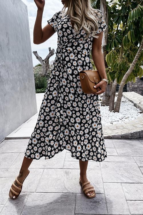 V-Neck Daisy Print Holiday Dress