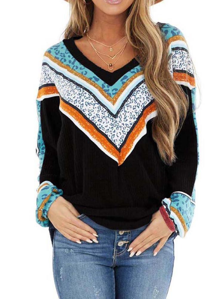 V-neck Chevron Detail Long Sleeve T-shirt